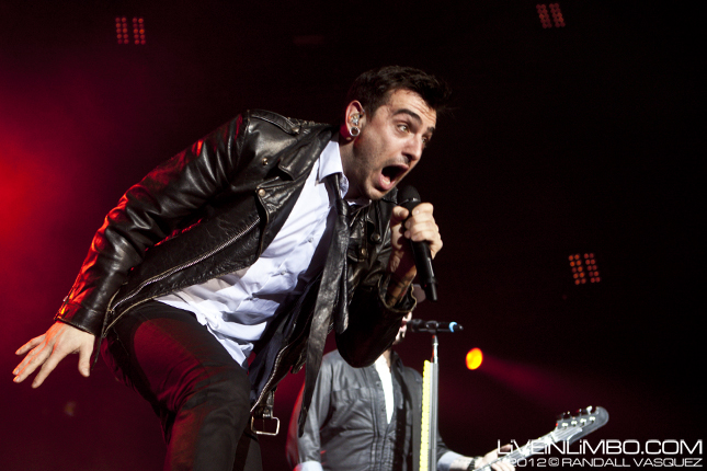 Hedley @ Barrie Molson Centre