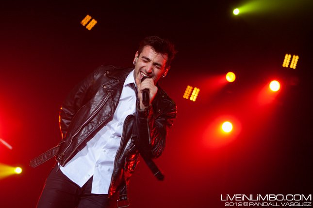 Hedley @ Barrie Molson Centre