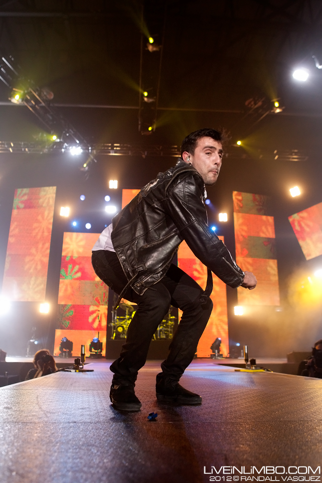 Hedley @ Barrie Molson Centre