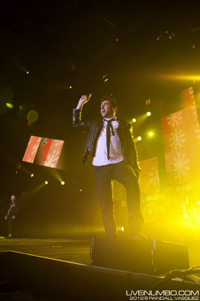 Hedley @ Barrie Molson Centre