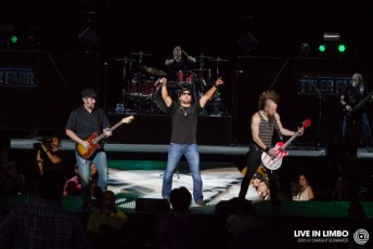 Tyler Farr at Molson Canadian Amphitheatre