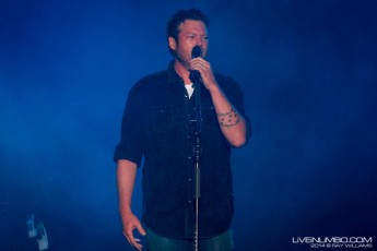 Blake Shelton at Boots and Hearts, 2014