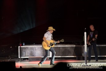Jason Aldean at Molson Canadian Amphitheatre