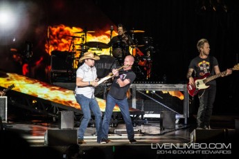 Jason Aldean at Molson Canadian Amphitheatre