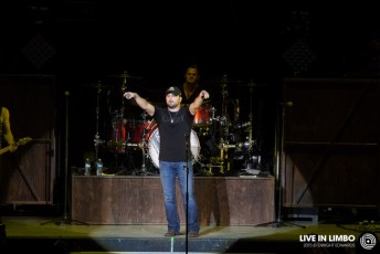 Tyler Farr at Molson Canadian Amphitheatre