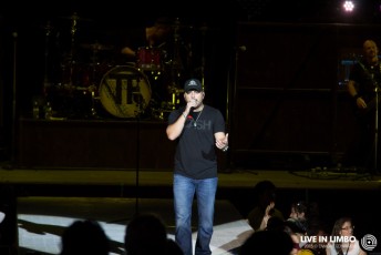 Tyler Farr at Molson Canadian Amphitheatre