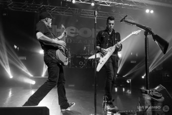Theory Of A Deadman at Rapids Theatre, Niagara