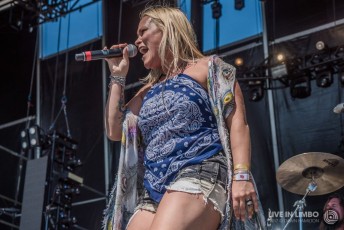 Dani Strong - Boots and Hearts