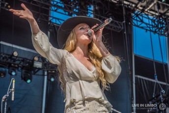 Delta Rae - Boots and Hearts