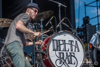 Delta Rae - Boots and Hearts