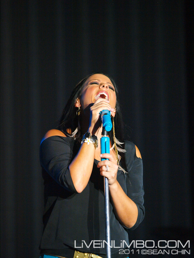 sara evans photos