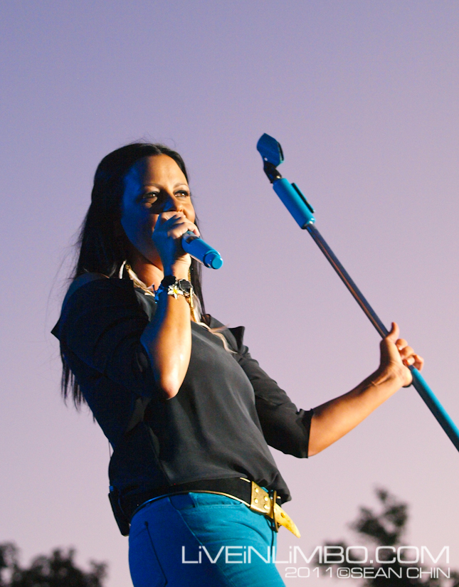sara evans photos