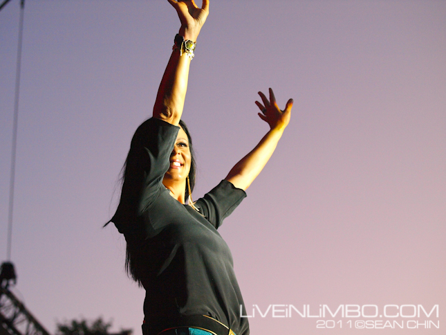 sara evans photos