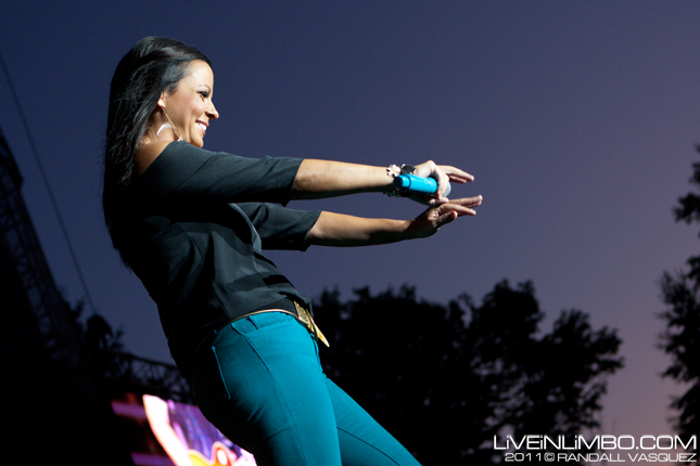 sara evans photos
