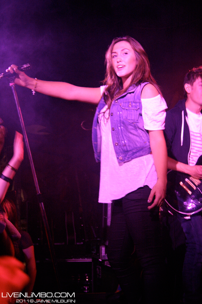 Alyssa Reid at Tatto Rock Parlour concert photos