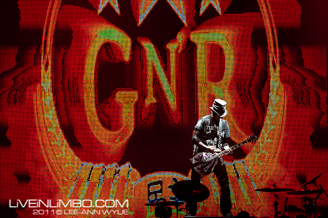 Guns N' Roses at Copps Coliseum Hamilton Concert Photos