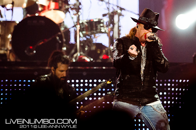Guns N' Roses at Copps Coliseum Hamilton Concert Photos