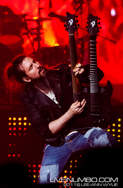 Guns N' Roses at Copps Coliseum Hamilton Concert Photos