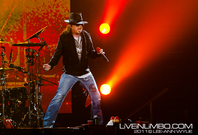 Guns N' Roses at Copps Coliseum Hamilton Concert Photos