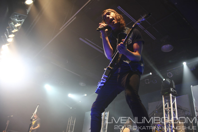 pierce the veil