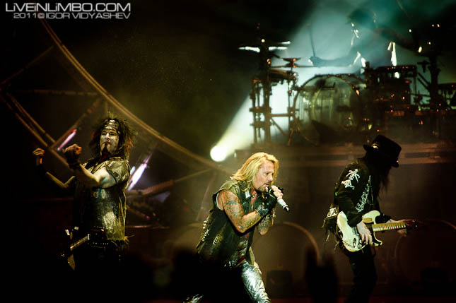 motley crue toronto concert photos