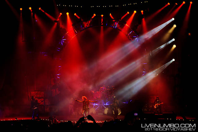 motley crue toronto concert photos