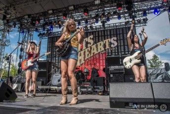 Nice Horse - Boots and Hearts
