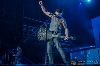 Brantley Gilbert - Boots and Hearts
