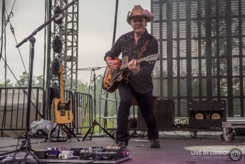 Kiefer Sutherland - Boots and Hearts