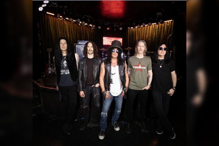 Chapter One Leterture Rivew SLASH Ft. Myles Kennedy & the Conspirators Announce ‘FLYING BLIND ...